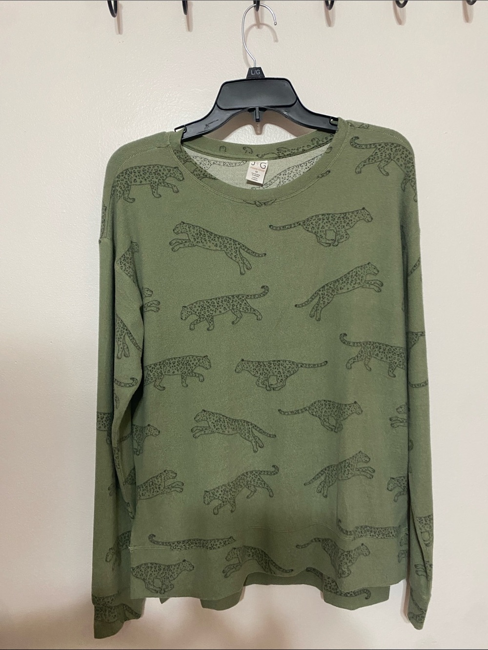 Jasmine & Ginger Olive Green Leopard Print Long Sleeve Top